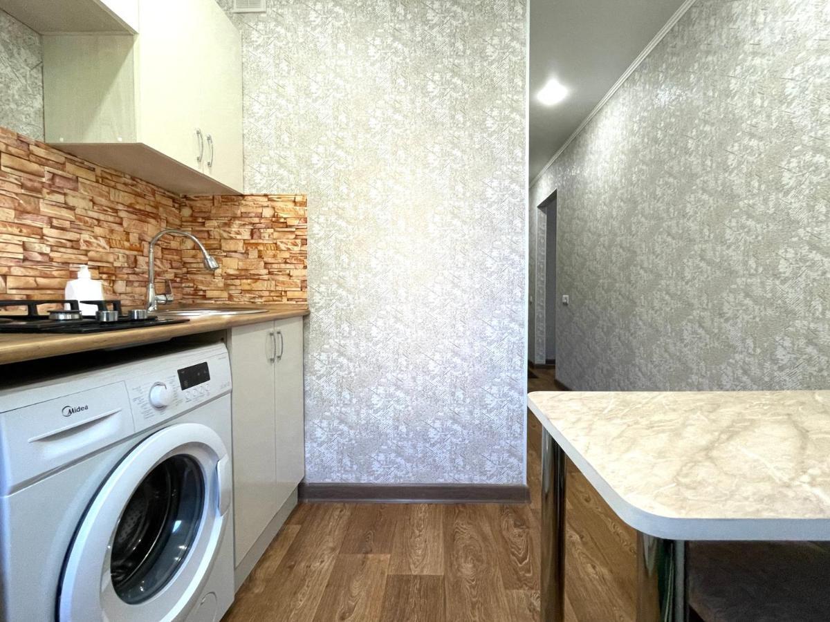 Абая 68 Квартира В Центре, 4 Спальных Места Petropavlovsk Exterior photo